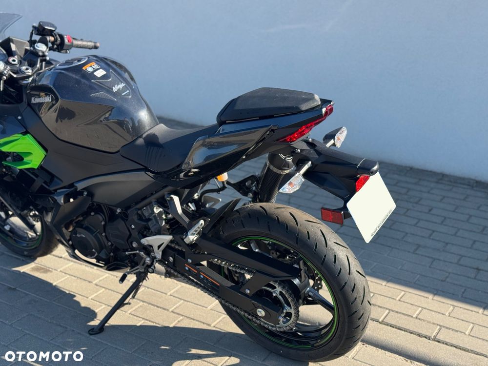 Kawasaki Ninja 400 - 17