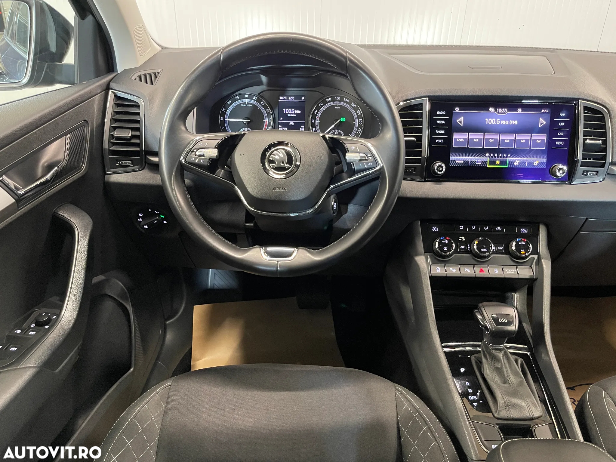 Skoda Karoq 1.6 TDI DSG Style - 6