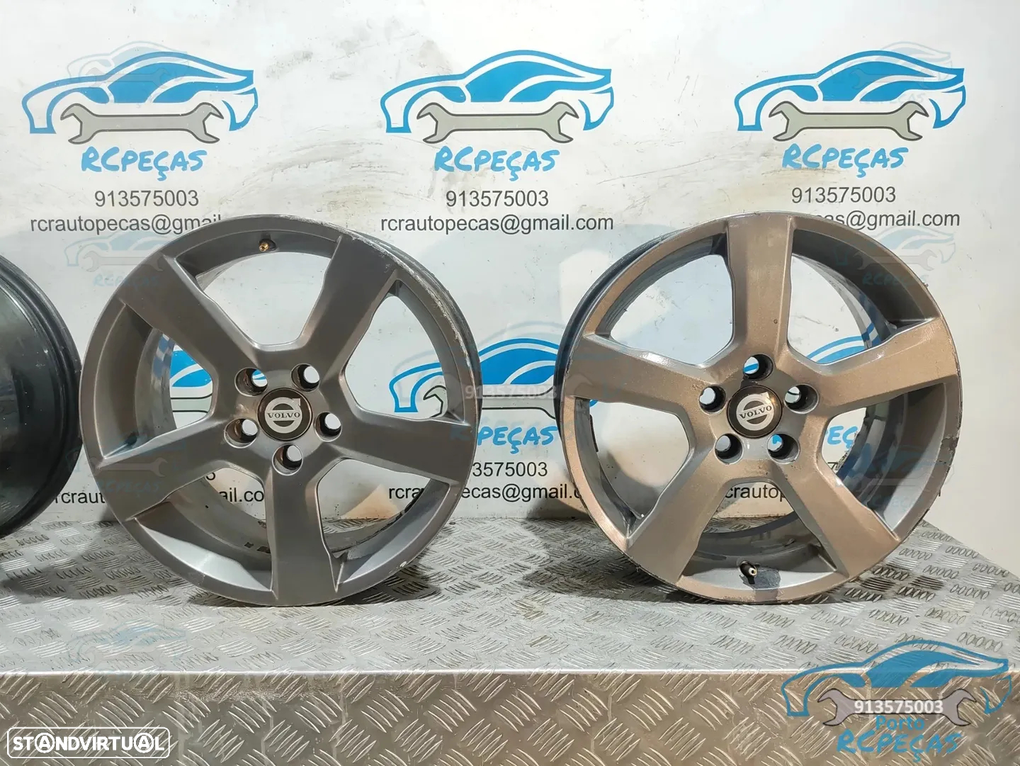 Conjunto Jantes 17" Volvo C30 - 31290177 - 7J | ET52,5 | 5x108 - Originais | Jante | 5 x 108 | 17 Polegadas | V50 | S40 | V40 | S60 | V60 - 5