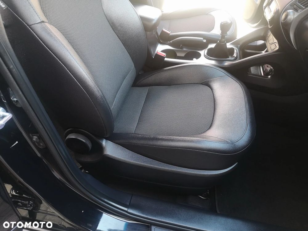 Hyundai ix35 1.6 2WD Comfort - 23