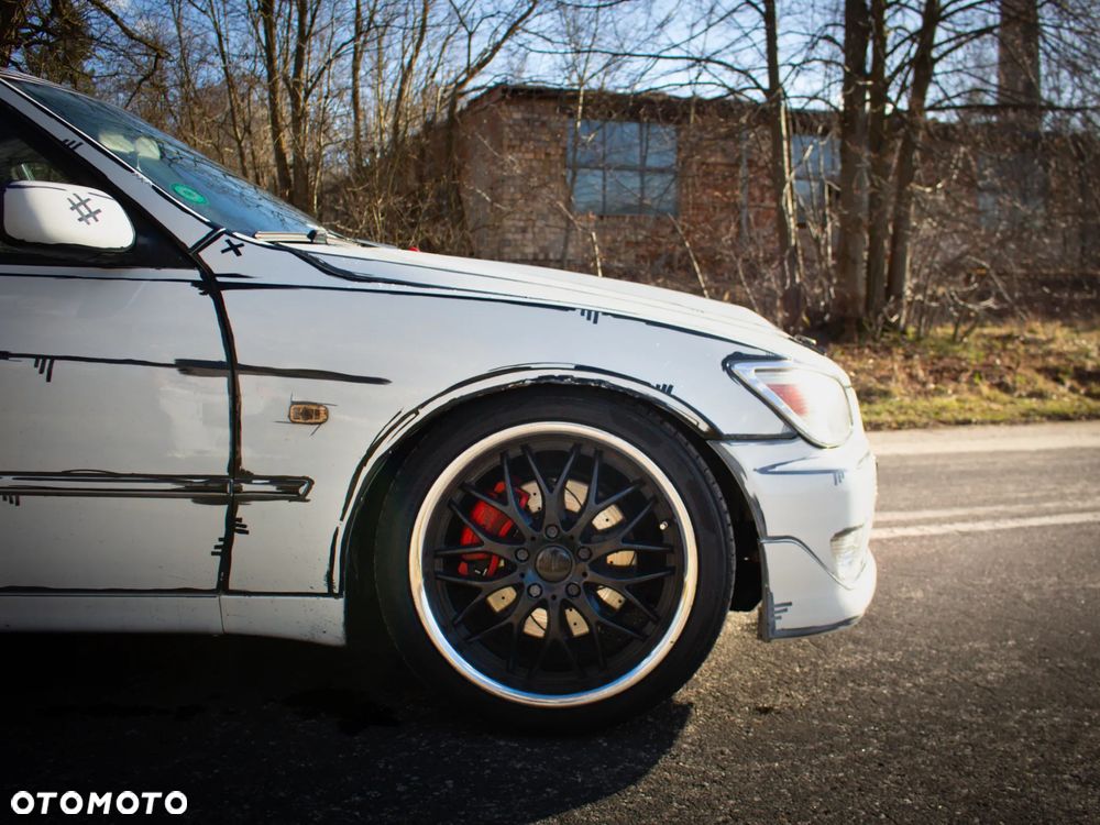 Lexus IS 200 Classic - 13