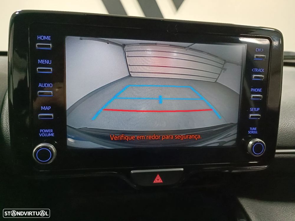 Toyota Yaris Cross 1.5 HDF Comfort Plus - 26