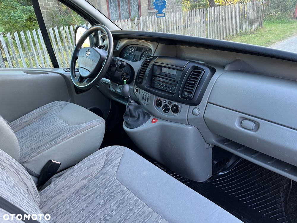 Renault TRAFIC - 7