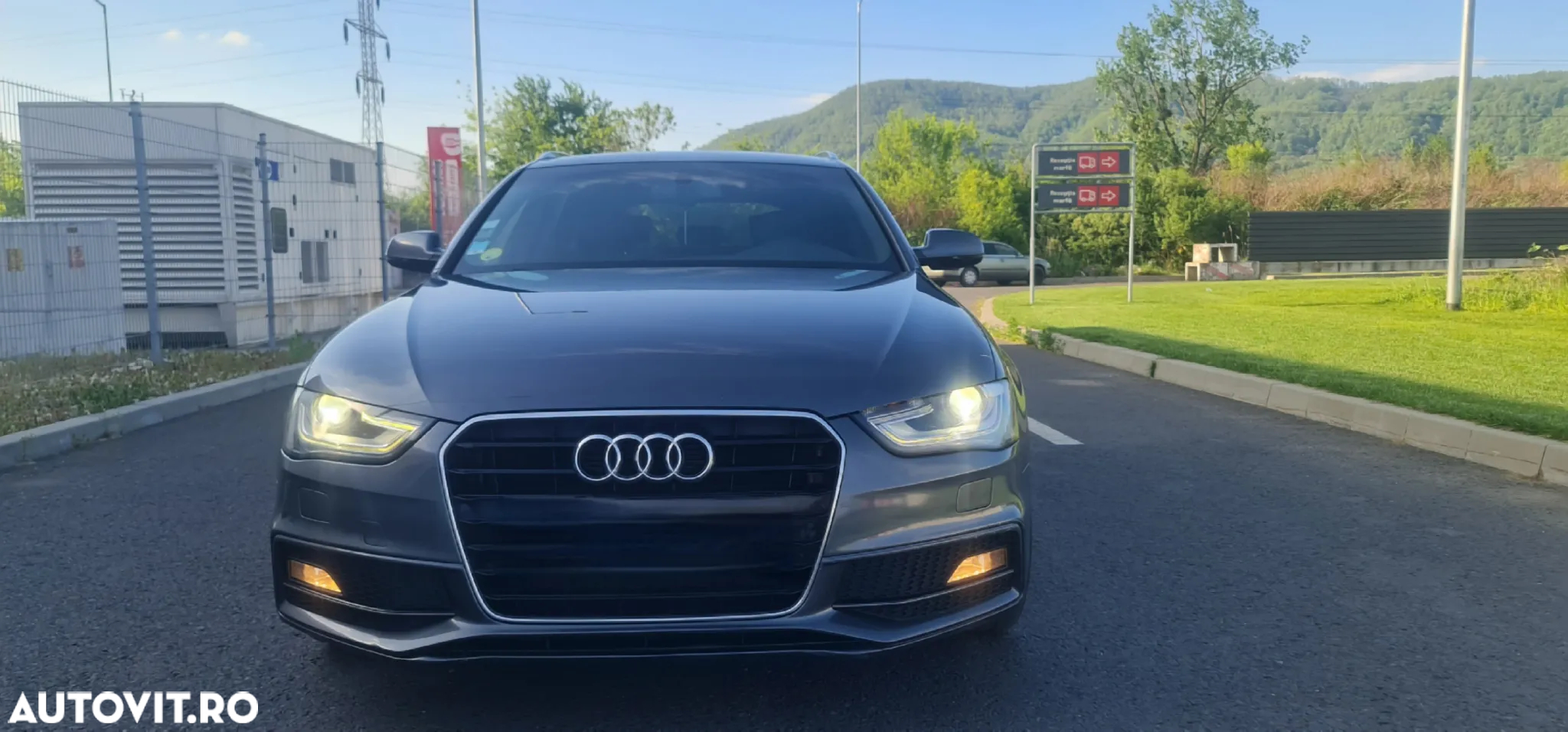 Audi A4 Avant 2.0 TDI DPF clean diesel multitronic S line Sportpaket - 9