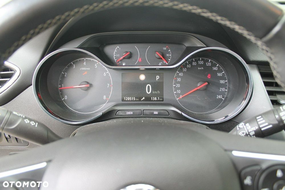 Opel Crossland X - 14