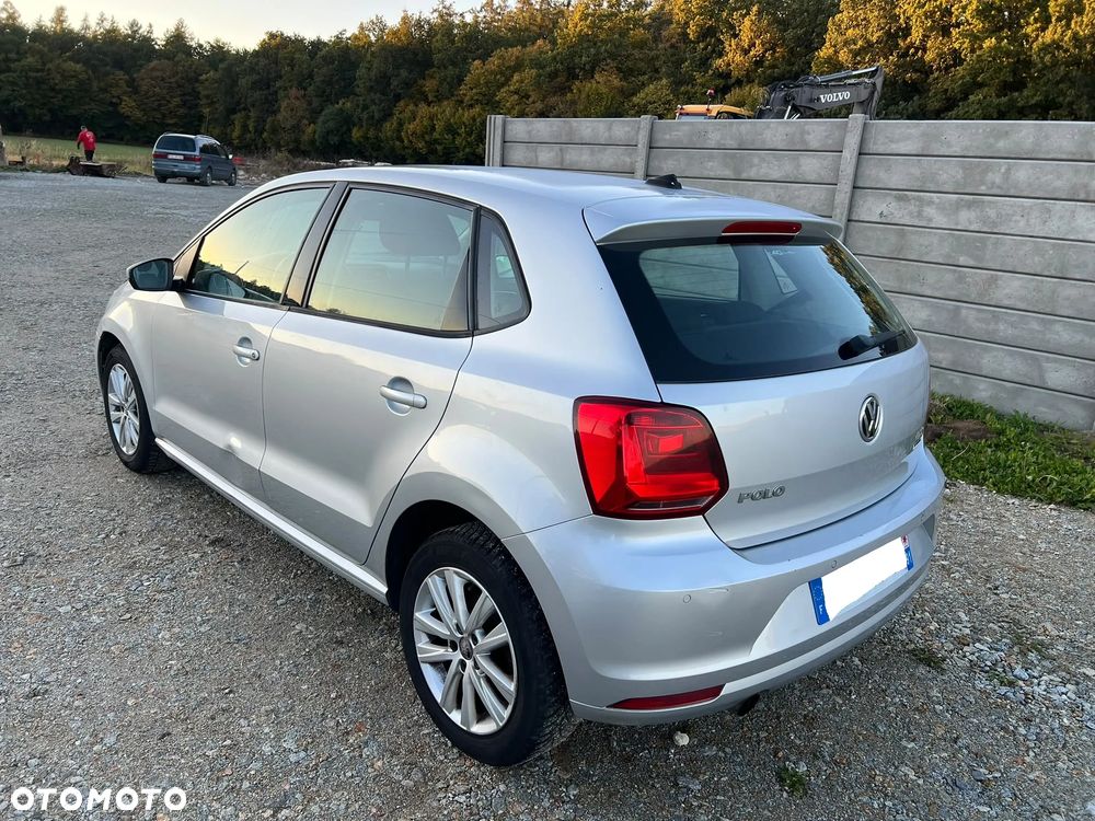 Volkswagen Polo 1.4 TDI (Blue Motion Technology) Highline - 32