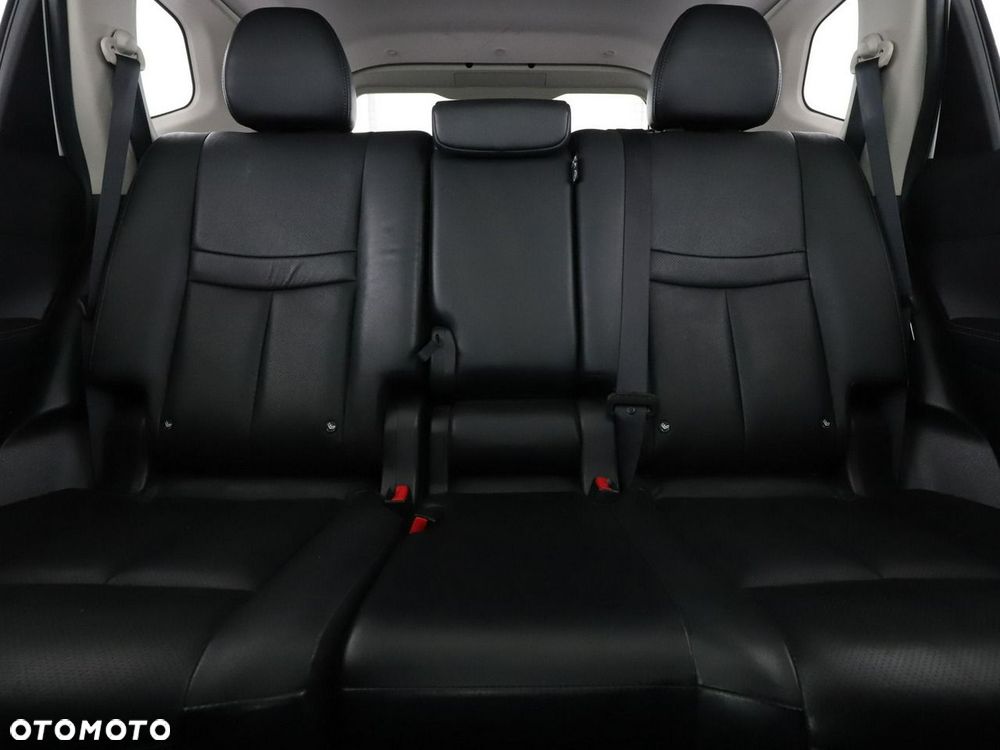 Nissan X-Trail 1.6 DCi Tekna 2WD Xtronic - 19