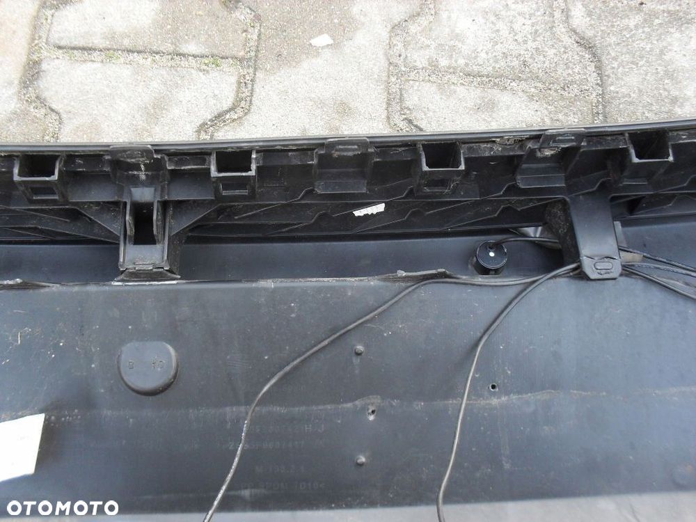 Zderzak tył tylny Seat Leon III Kombi 5F9807421H - 3