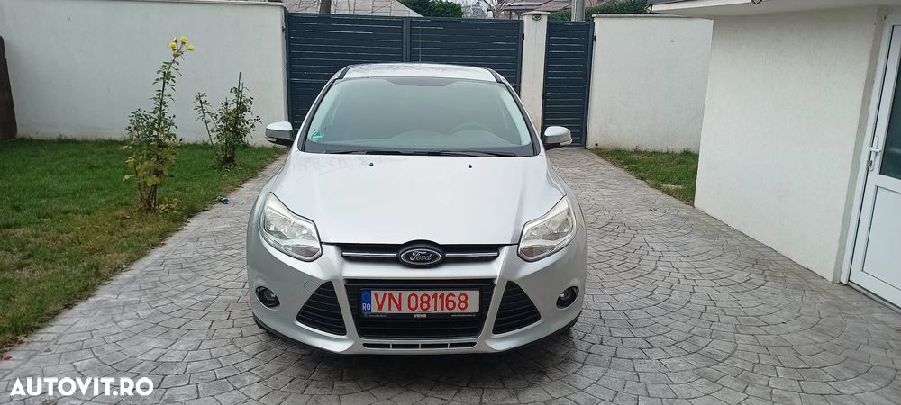 Ford Focus 1.6 Ti-VCT Titanium - 2