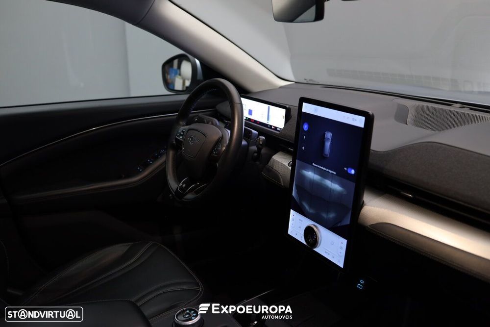 Ford Mustang Mach-E 98.7 kWh Premium - 28