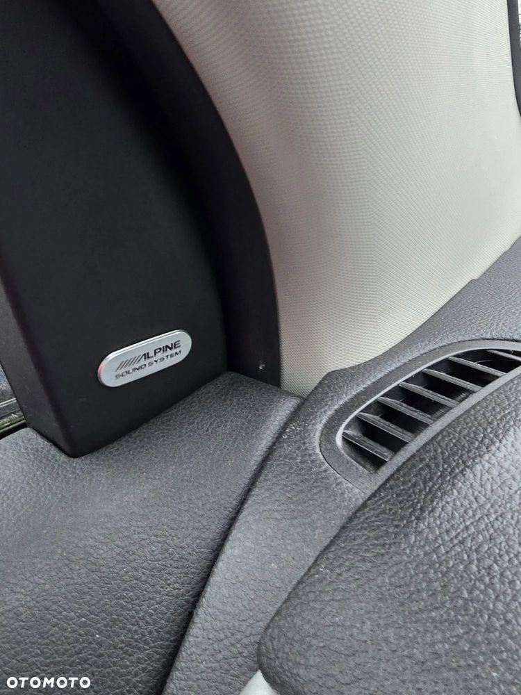 Fiat Freemont 2.0 Multijet 16V DPF Automatik Allrad Lounge - 23