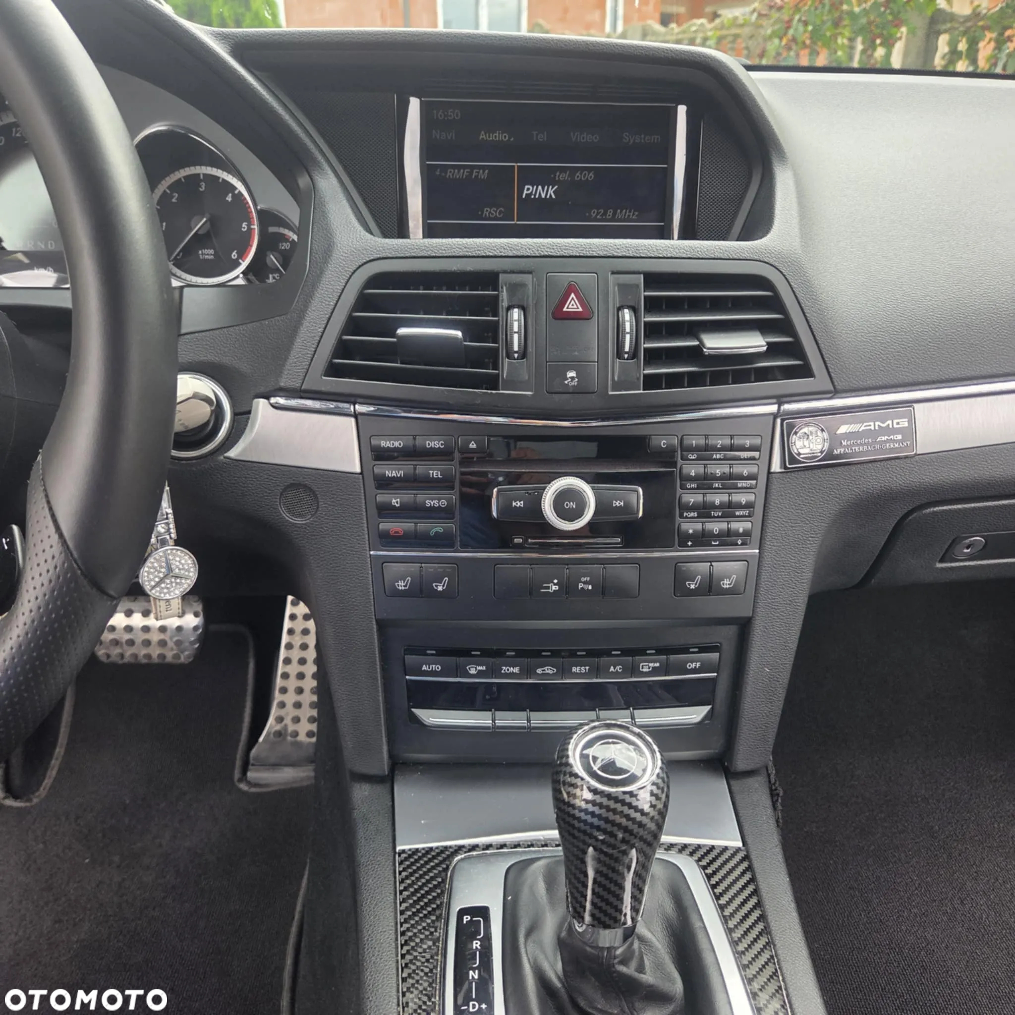 Mercedes-Benz Klasa E 350 CDI BlueEff - 14