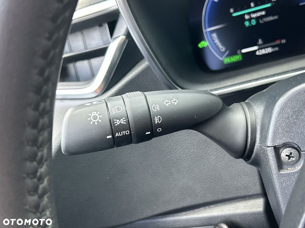 Toyota Corolla 1.8 Hybrid Comfort - 14