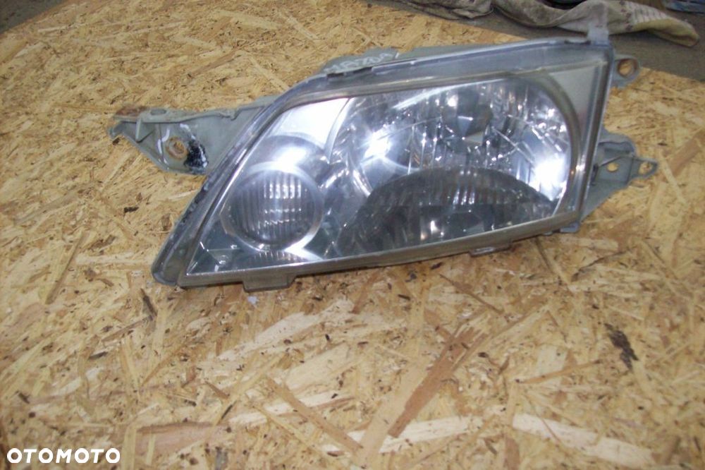 LAMPA PRZEDNIA LEWA MAZDA PREMACY LIFT - 1