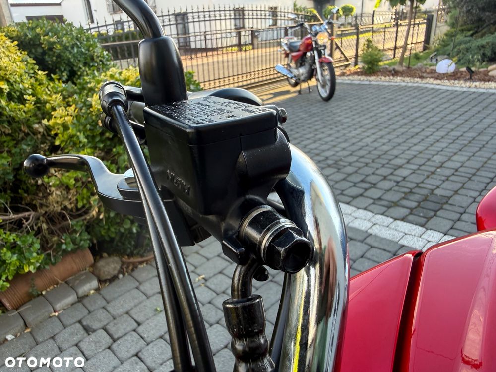 Honda CB - 21