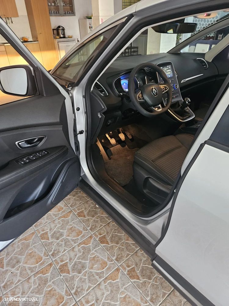 Renault Grand Scénic 1.5 dCi Dynamique S SS - 21