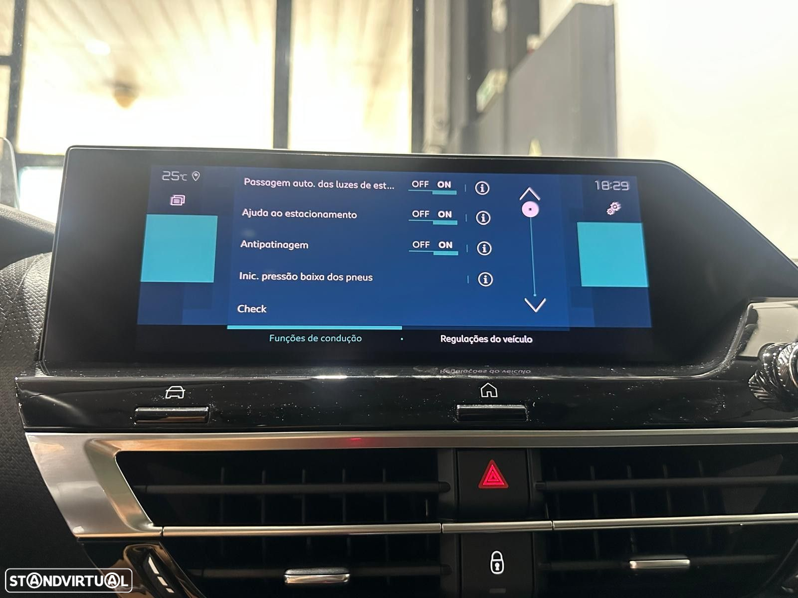 Citroën e-C4 50 kWh Shine - 30