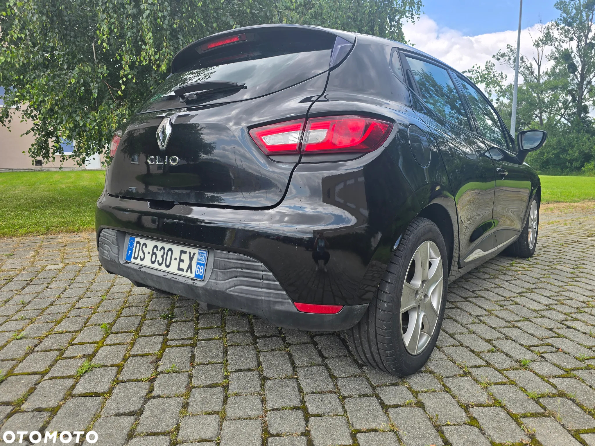 Renault Clio 1.2 16V 75 Experience - 8
