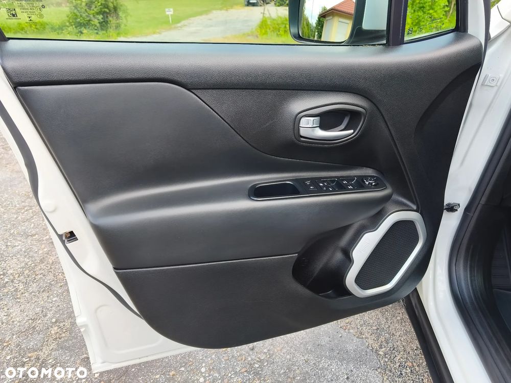 Jeep Renegade 1.4 MultiAir Limited - 15