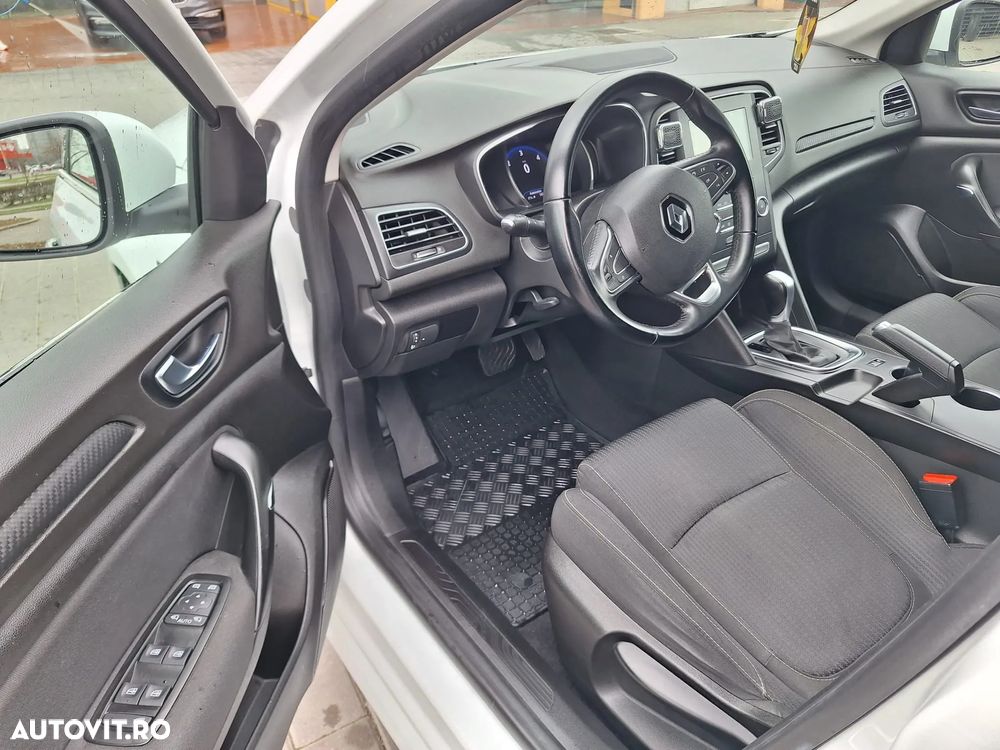 Renault Megane BLUE dCi EDC Limited - 12