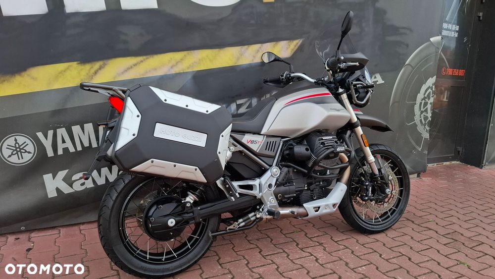 Moto Guzzi V85 - 6