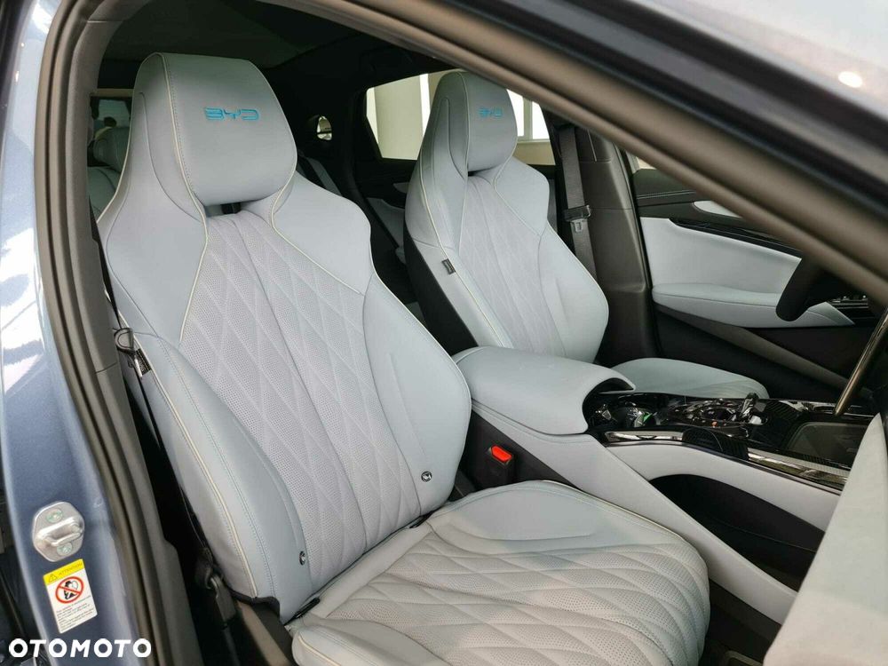 BYD Seal - 25