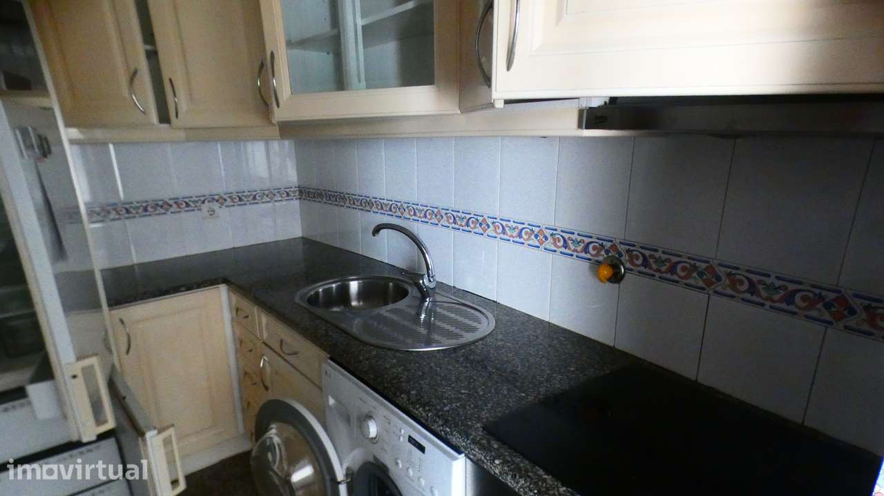 Apartamento T2 Moreira-Maia - Grande imagem: 2/13