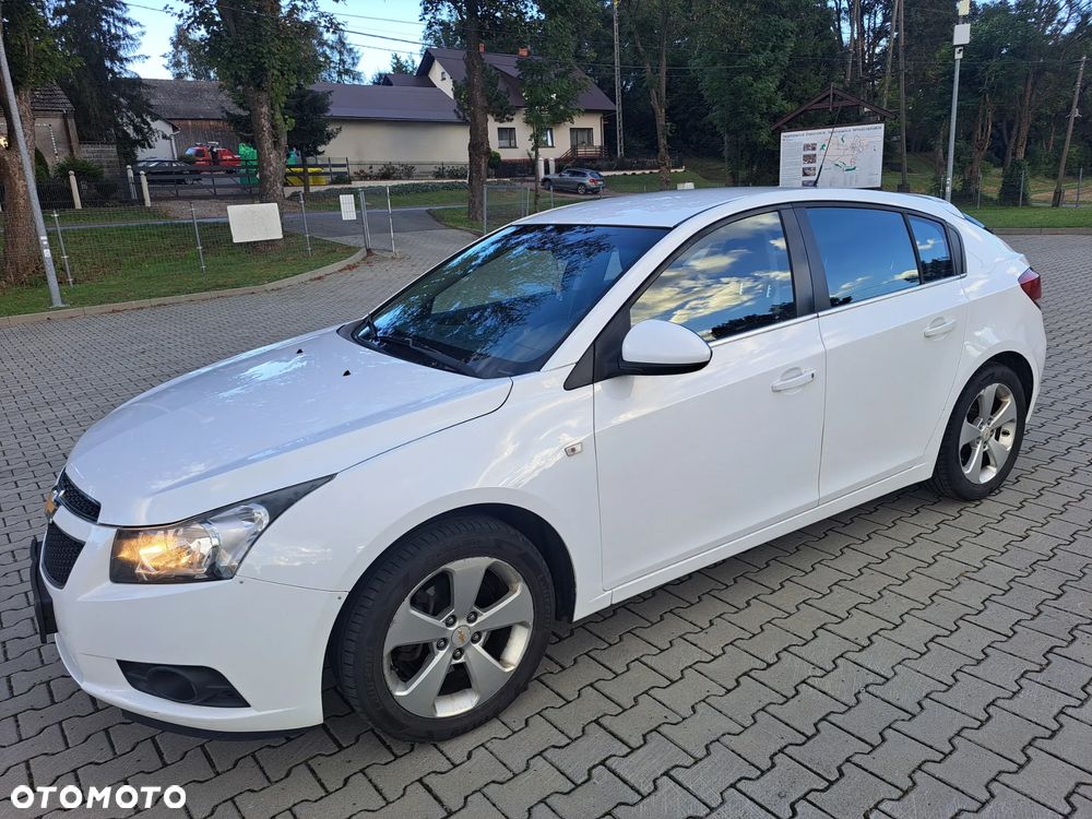 Chevrolet Cruze 1.7 D LT+ - 12