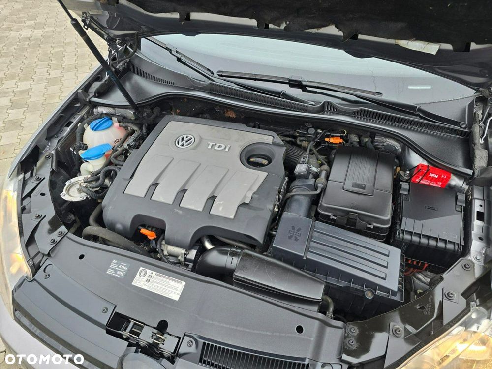 Volkswagen Golf - 37