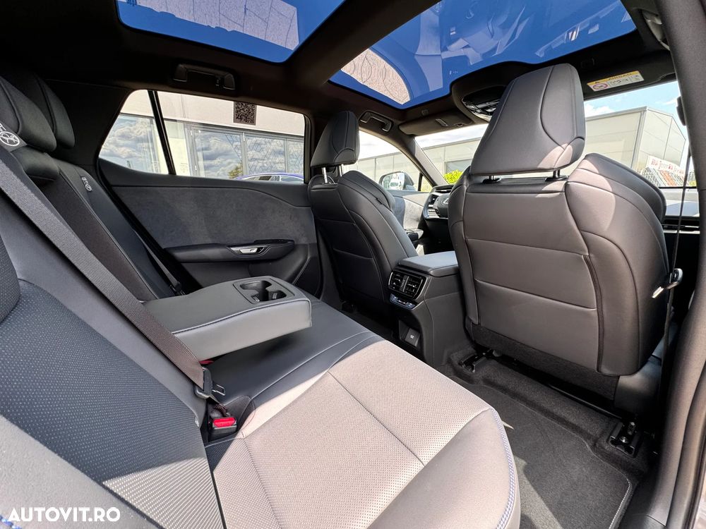 Lexus RZ 550e F SPORT - 26