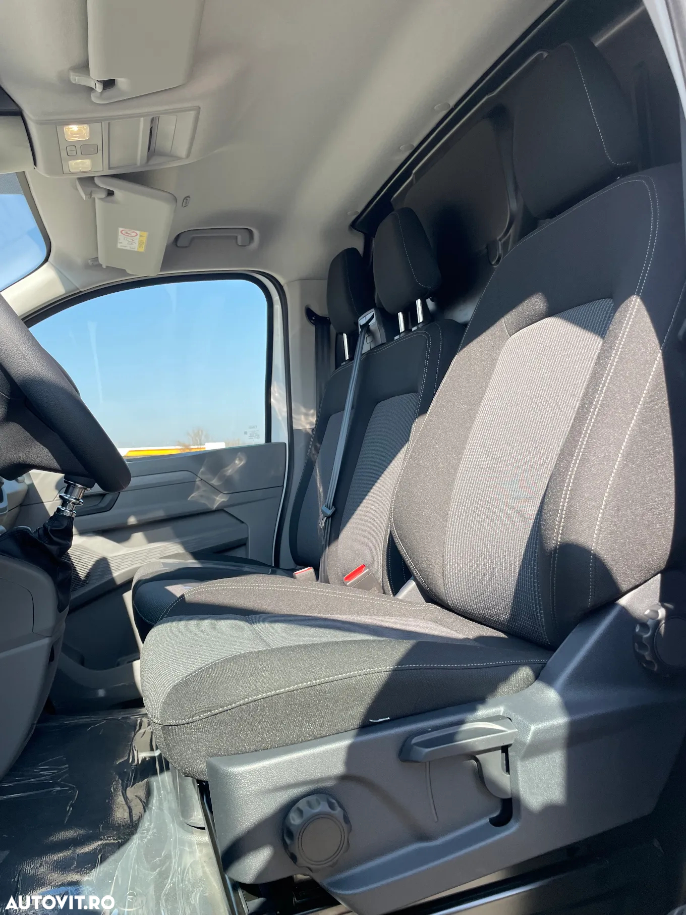 Volkswagen Transporter - 11