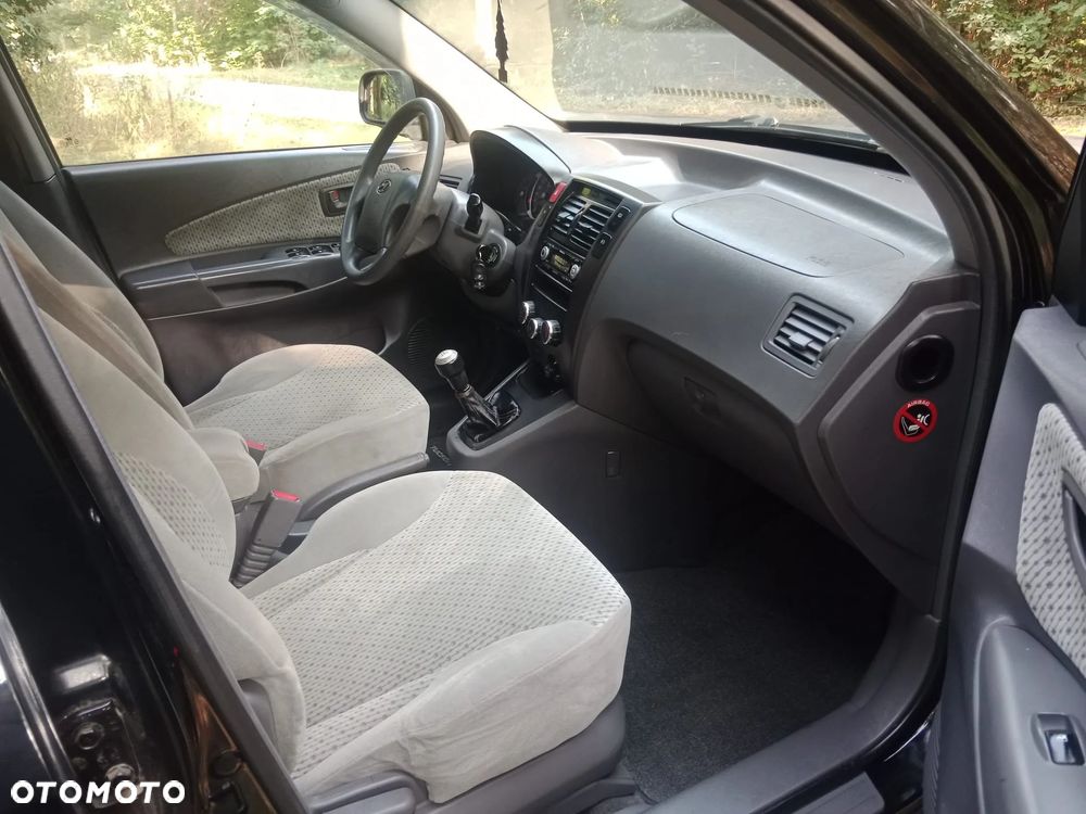 Hyundai Tucson 2.0 CRDi Active - 8