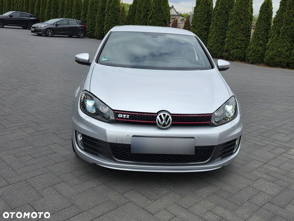 Volkswagen Golf 2.0 GTI - 11
