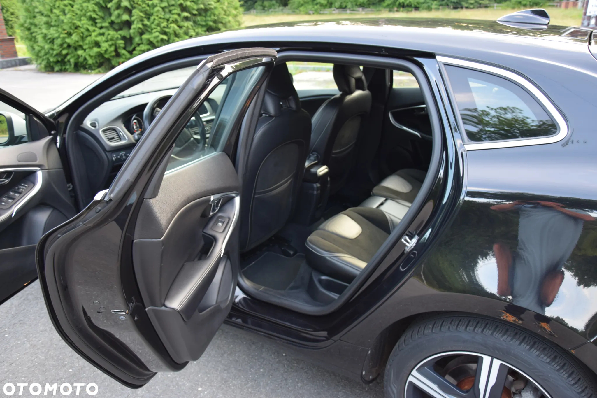 Volvo V40 D2 Drive-E SCR R-Design Momentum - 15