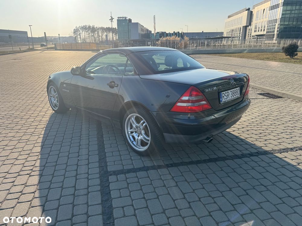 Mercedes-Benz SLK - 13