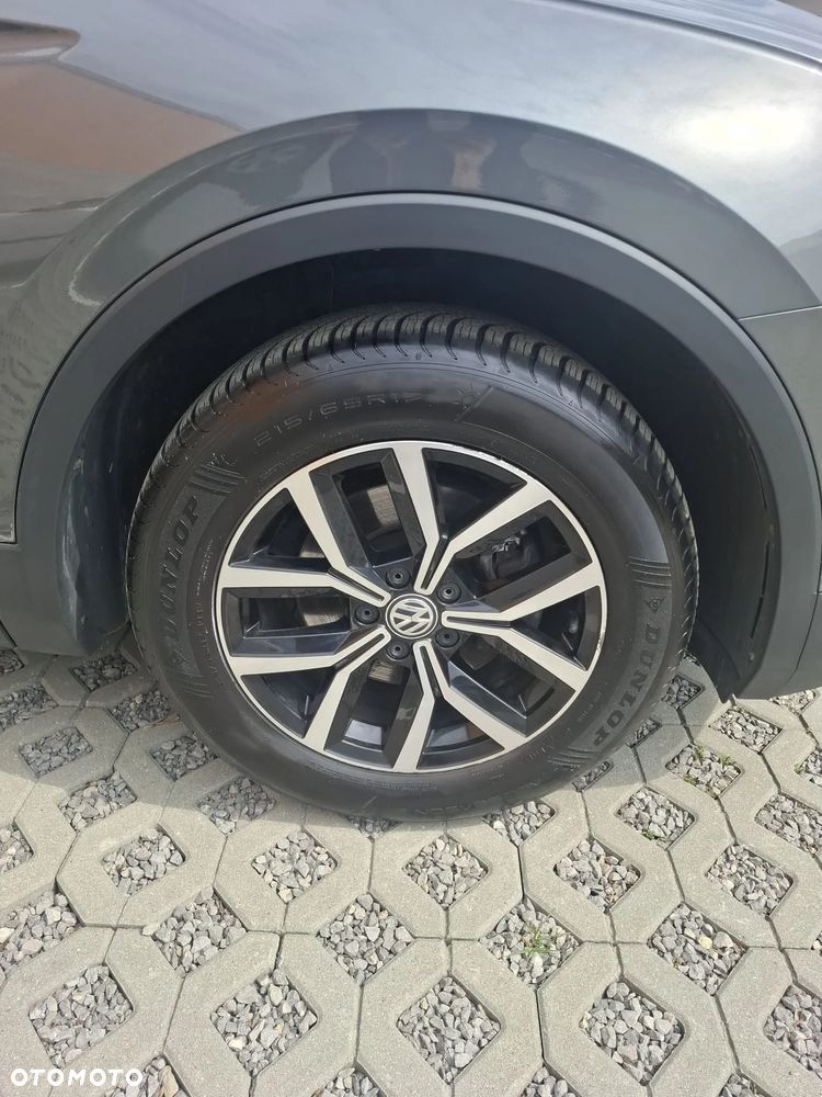 Volkswagen Tiguan - 15
