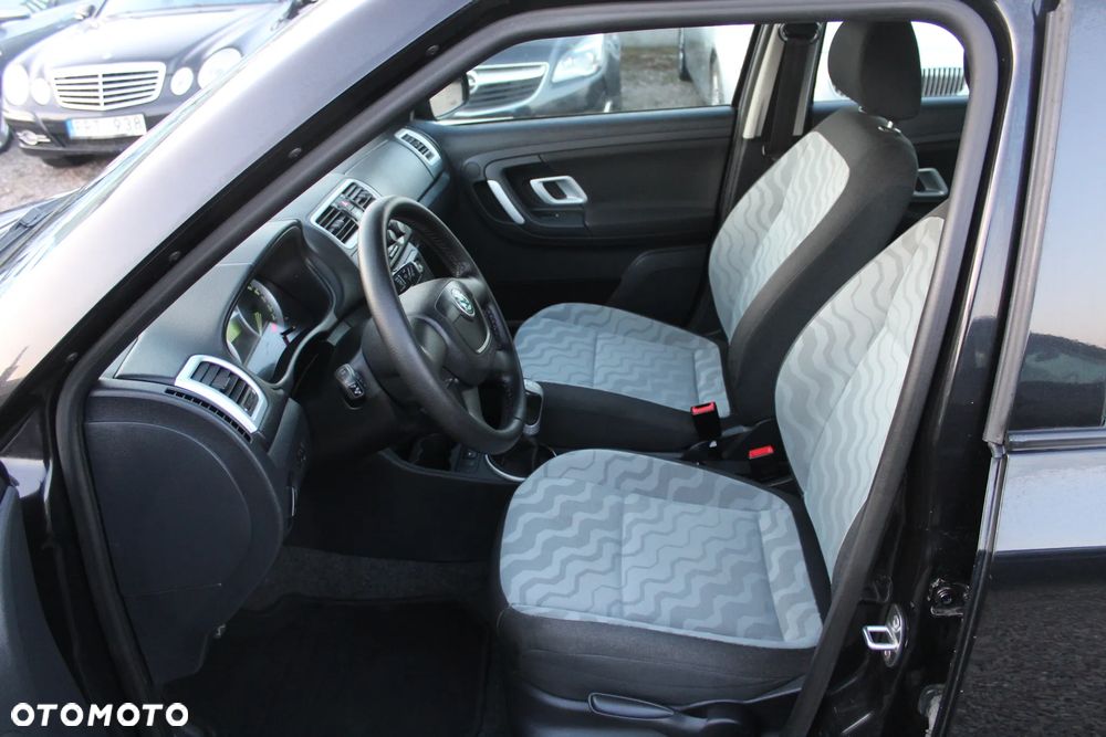 Skoda Fabia 1.4 16V Ambiente - 14