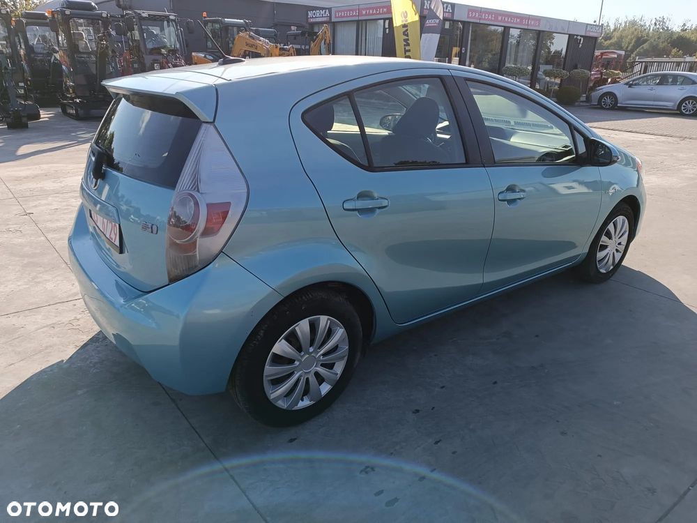 Toyota Prius - 7