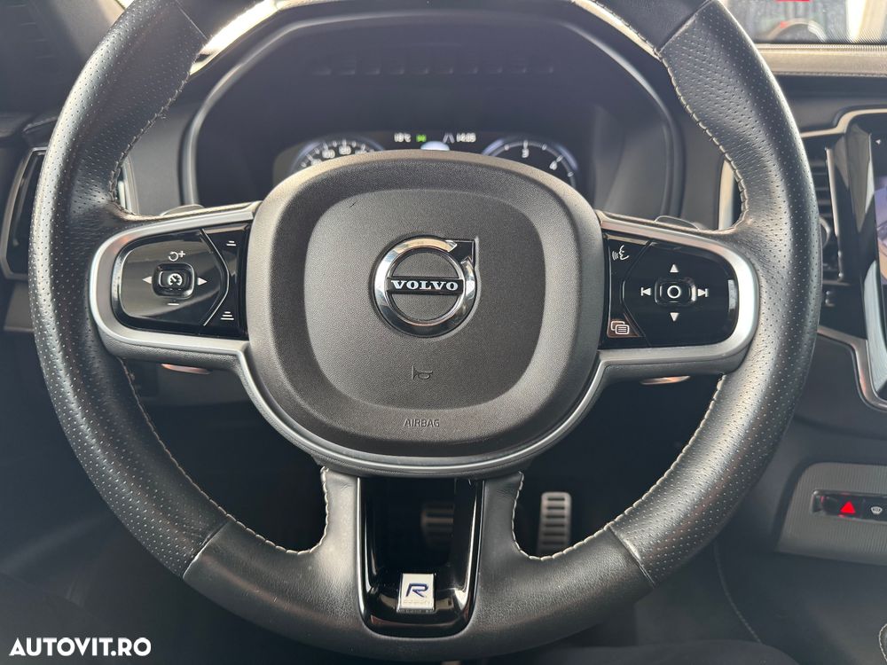 Volvo XC 90 D5 AWD Geartronic RDesign - 24