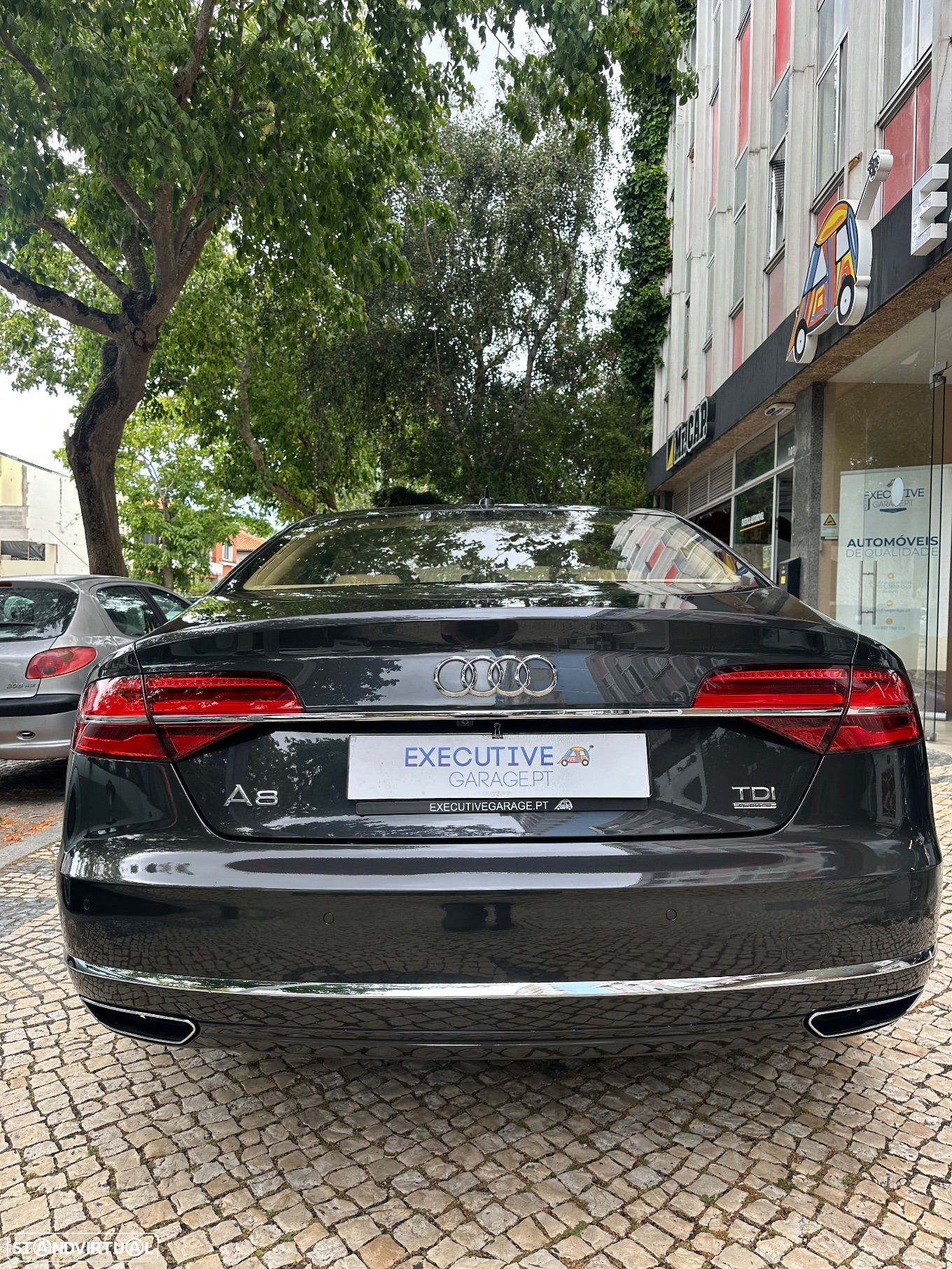 Audi A8 3.0 TDI V6 quattro Clean Diesel Exclusive - 4