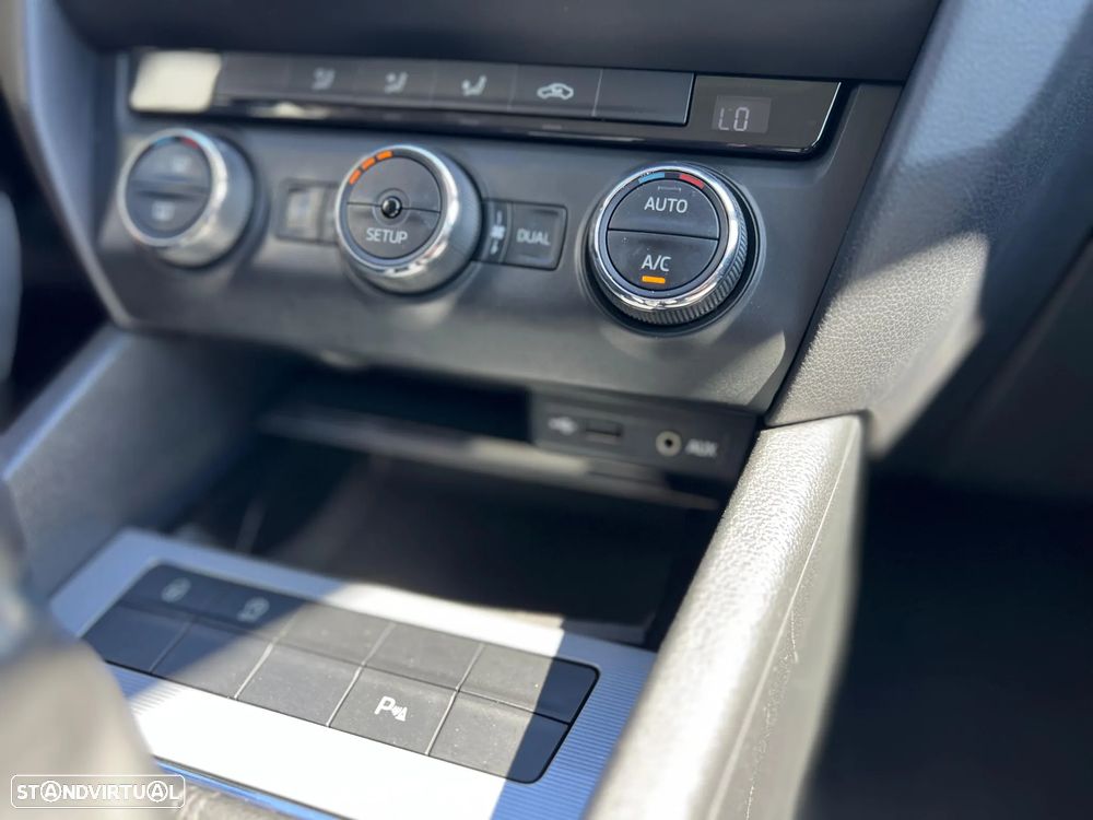 Skoda Octavia Break 1.6 TDI DPF Elegance - 7