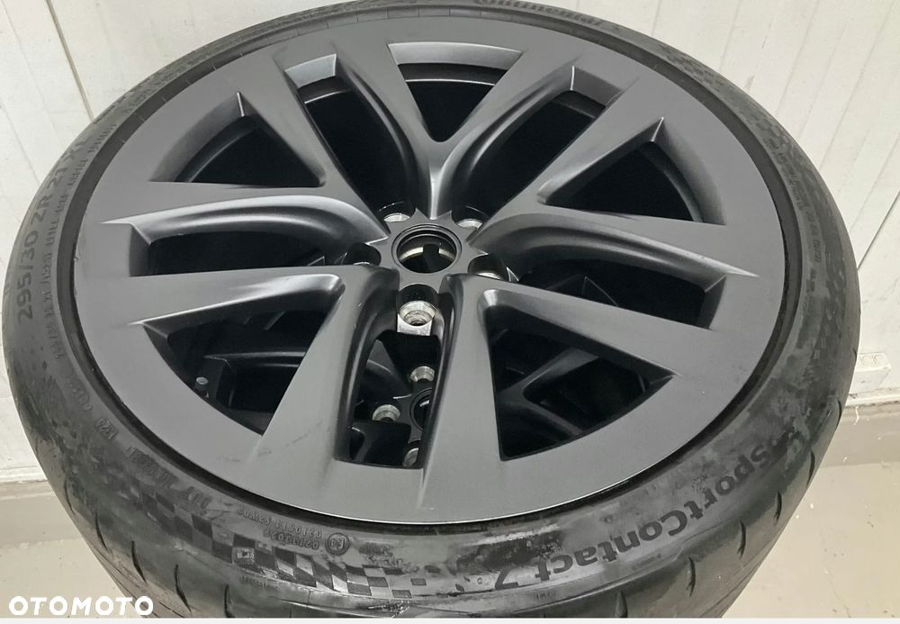 Tesla Model S AWD - 9