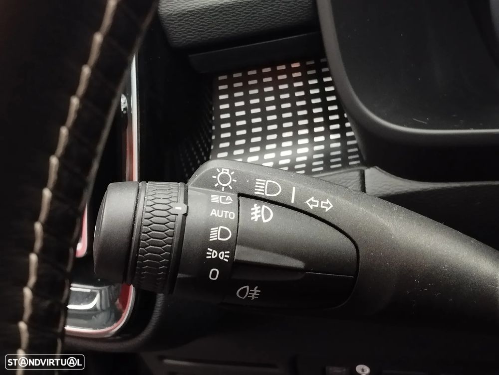 Volvo XC 40 T5 Recharge DKG RDesign - 25