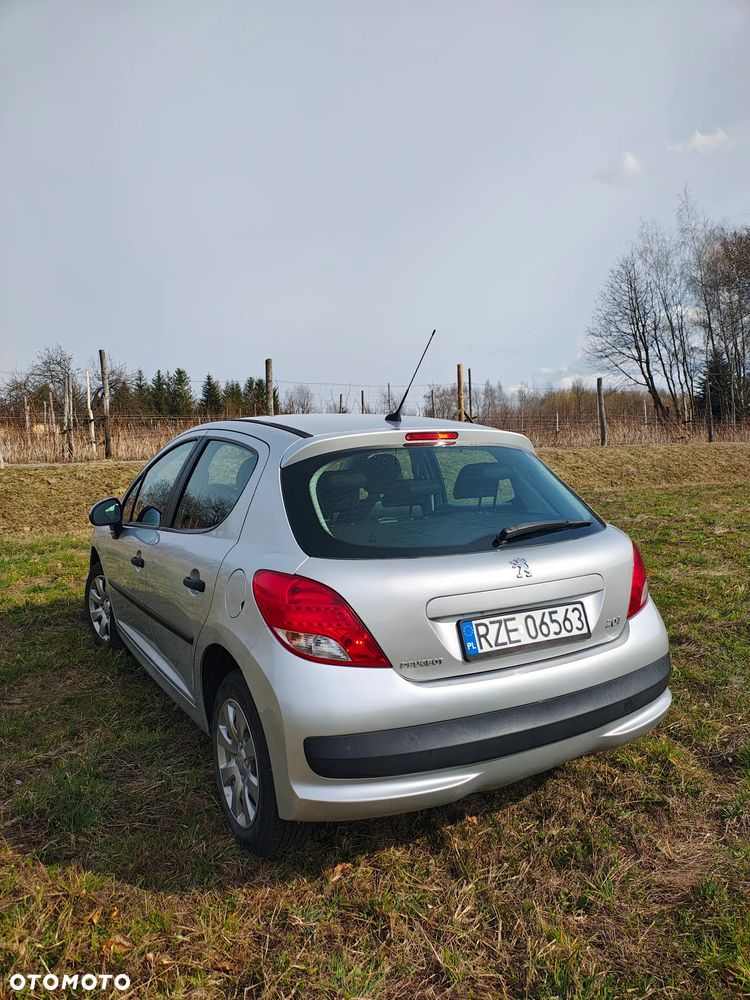 Peugeot 207 1.4 HDi Trendy - 16