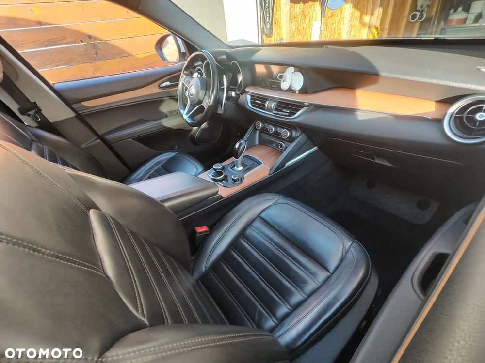 Alfa Romeo Stelvio 2.0 Turbo First Edition Q4 - 7