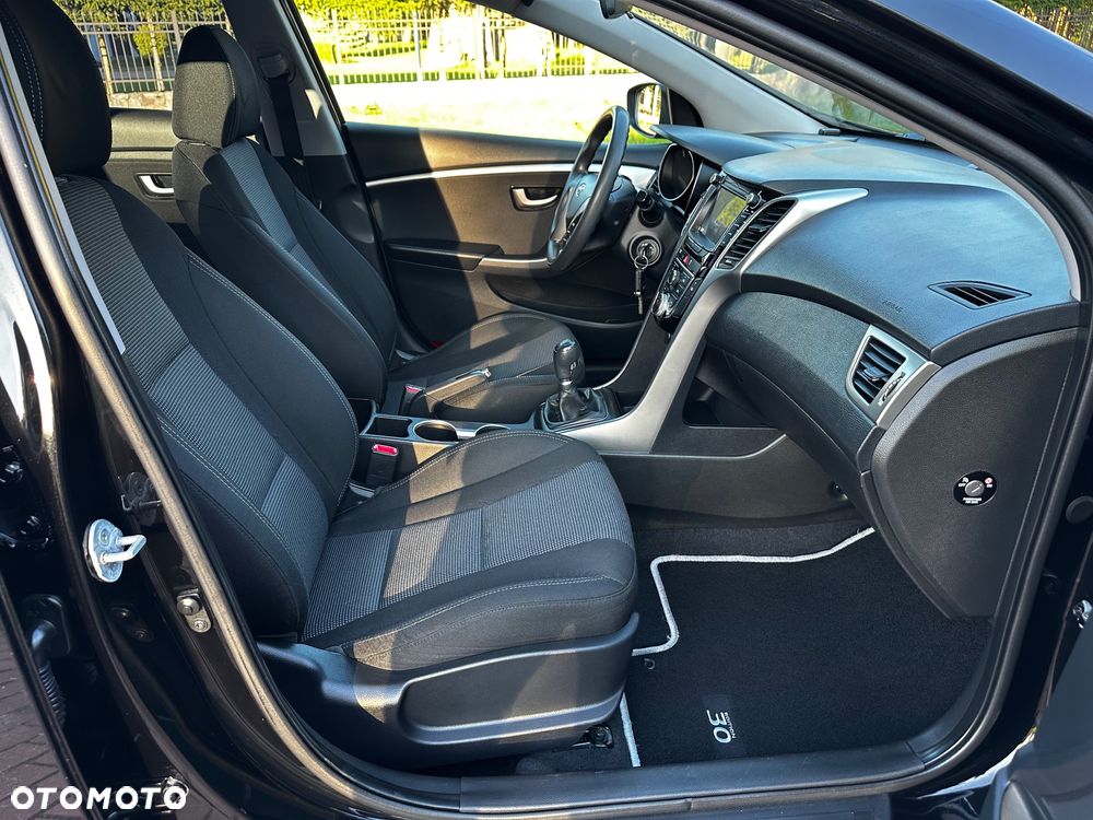 Hyundai i30 - 13