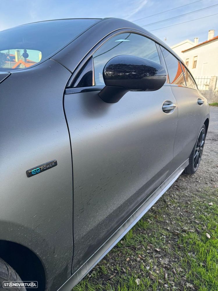 Mercedes-Benz CLA 250 e Shooting Brake AMG Line - 23