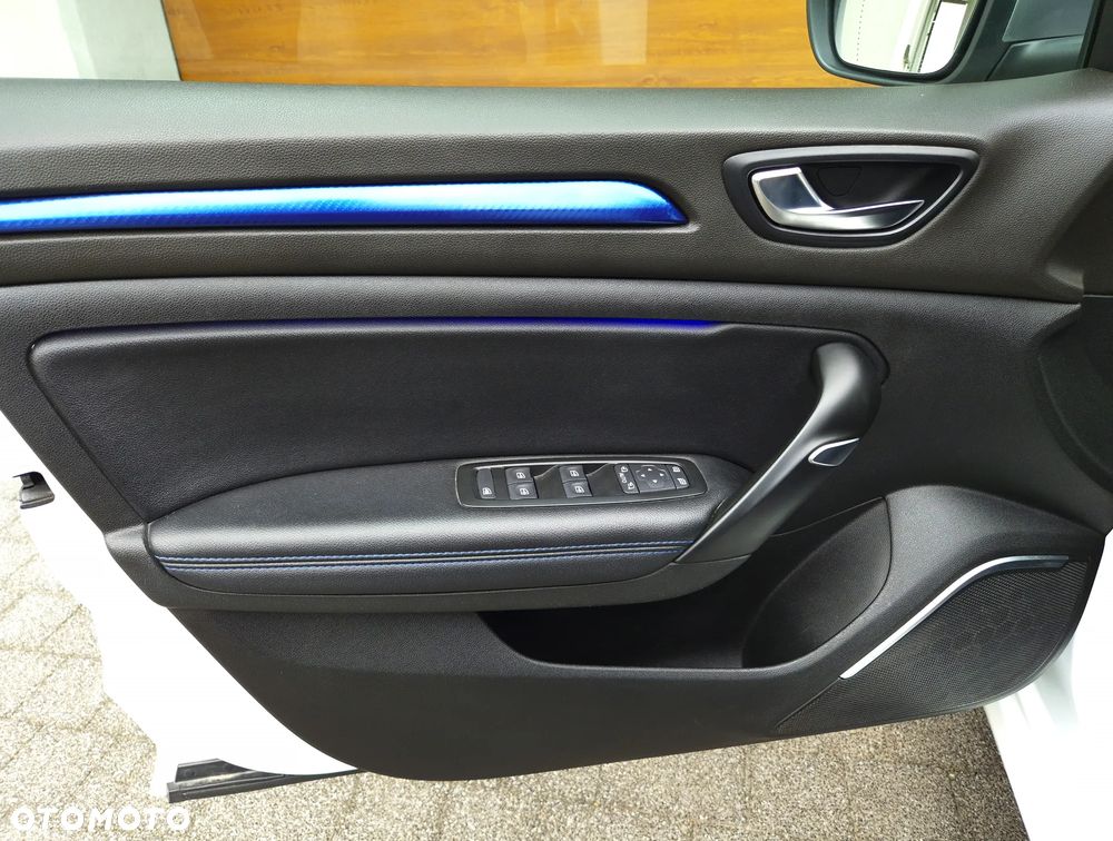 Renault Megane 1.6 TCe GT EDC - 24