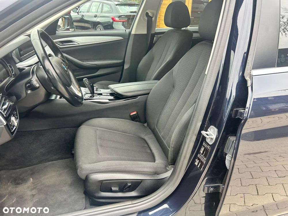 BMW Seria 5 520d - 21