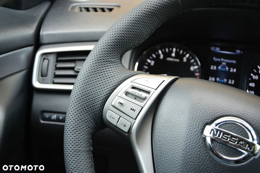 Nissan Qashqai - 15